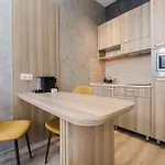 Апартаменты а17 - Close To Hospitals, Rowing Channel&mall *
