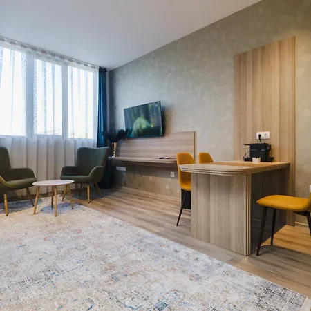 Apartmán а17 - Next To Rowing Channel And Hospitals